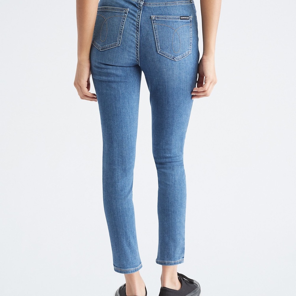 Sold Calvin Klein Skinny High Rise Repreve® Laguna Blue Ankle Jeans - Picture 2 of 6